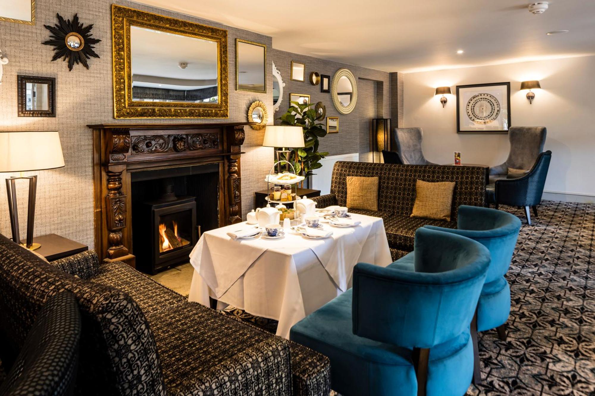 The Holt Hotel Steeple Aston エクステリア 写真